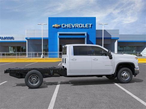 New 2025 Chevrolet Silverado 3500 W/T w/ WT Convenience Package AWD/4WD image 5
