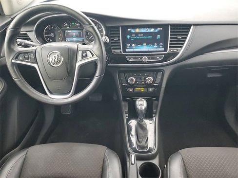 Used 2020 Buick Encore Preferred image 10