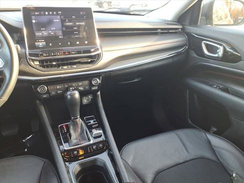 Used 2022 Jeep Compass Trailhawk w/ Trailhawk Convenience Group image 13