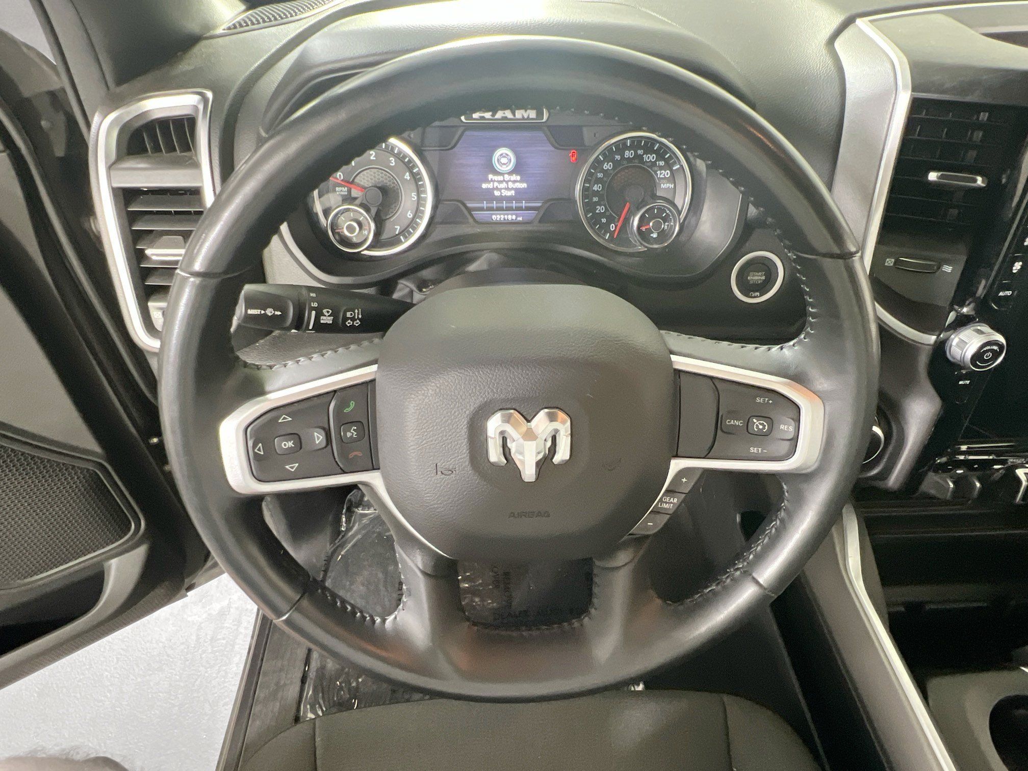 Used 2024 RAM 1500 Big Horn AWD/4WD image 11