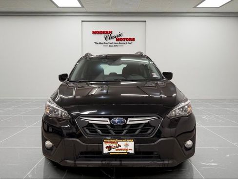 Used 2022 Subaru Crosstrek 2.0i Premium image 2