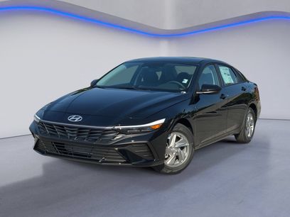 New 2026 Hyundai Elantra SE