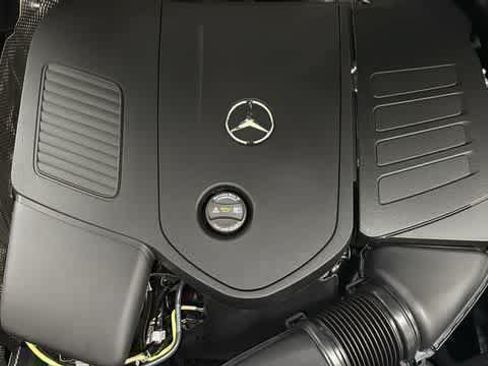 Certified 2026 Mercedes-Benz GLC 300 4MATIC image 13