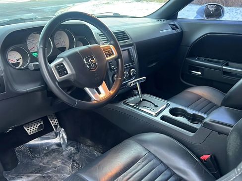 Used 2012 Dodge Challenger R/T image 10