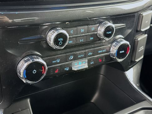 Used 2022 Ford F150 XLT w/ Equipment Group 302A High image 23