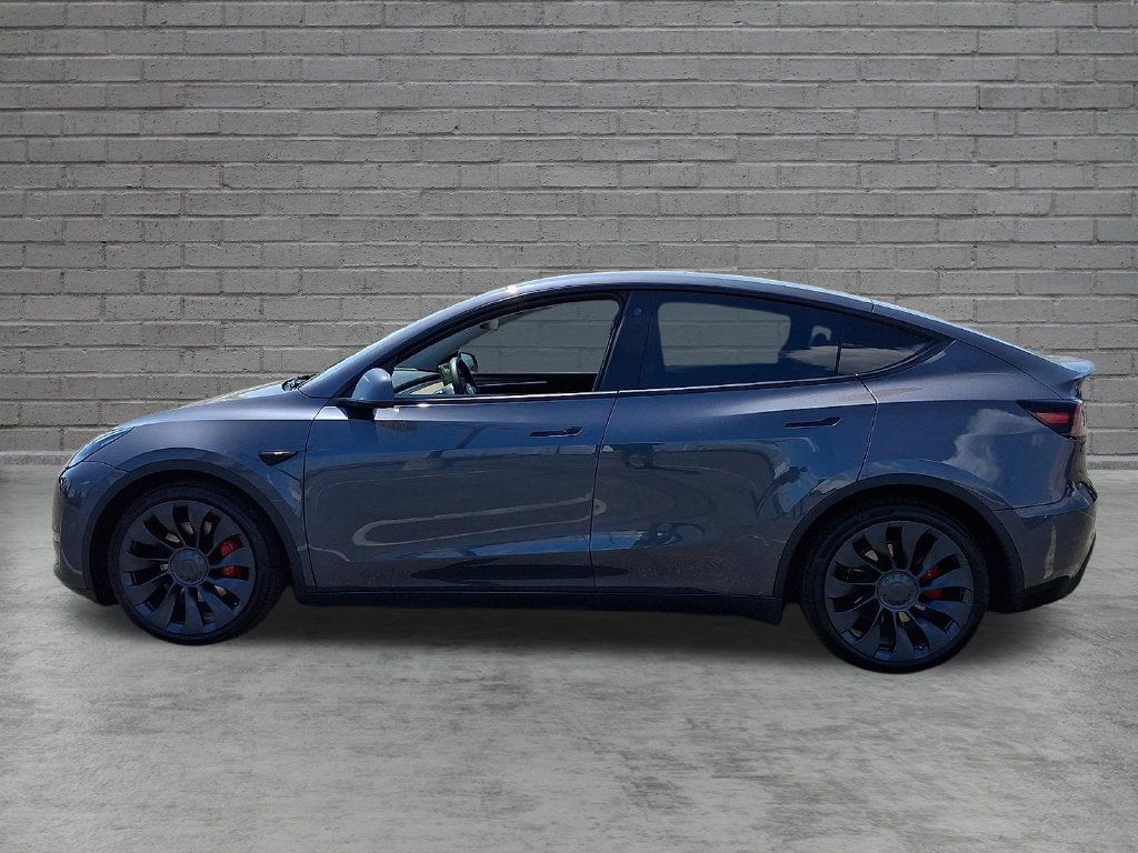 Used 2022 Tesla Model Y Performance AWD/4WD image 6