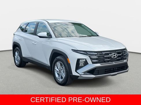 Used 2026 Hyundai Tucson SE FWD image 3