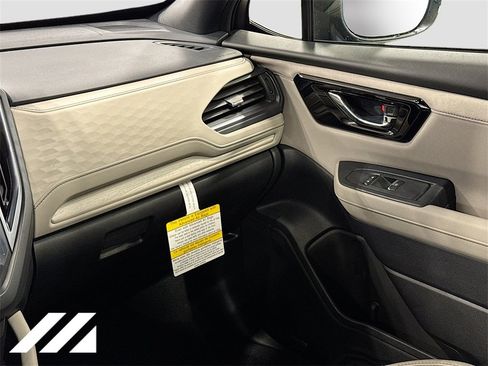 New 2025 Subaru Forester Limited image 25