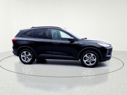 New 2026 Ford Escape ST-Line w/ Cold Weather Package image 10