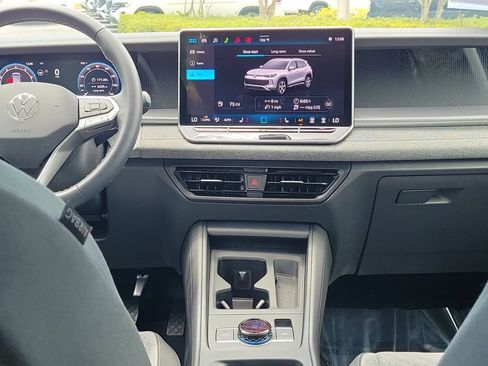 Certified 2026 Volkswagen Tiguan S FWD image 14