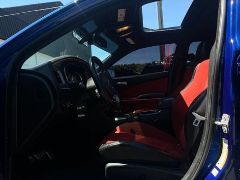 Used 2022 Dodge Charger Scat Pack RWD image 22