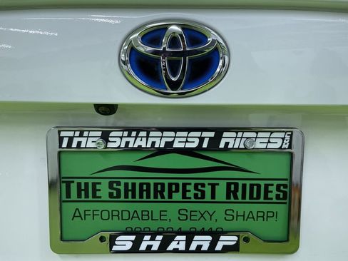 Used 2021 Toyota RAV4 LE image 11