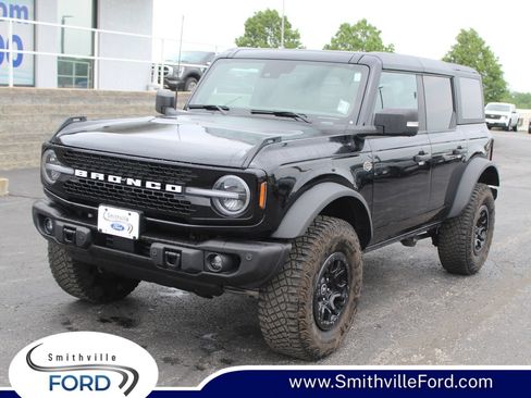Used 2023 Ford Bronco Wildtrak AWD/4WD image 1