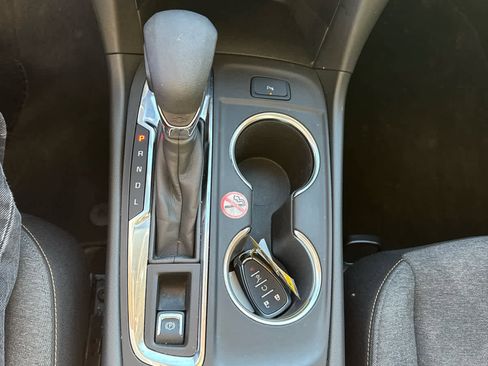 Certified 2024 Chevrolet Equinox LT image 26