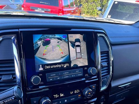 Certified 2023 Nissan Titan Platinum Reserve w/ Moonroof Package image 25