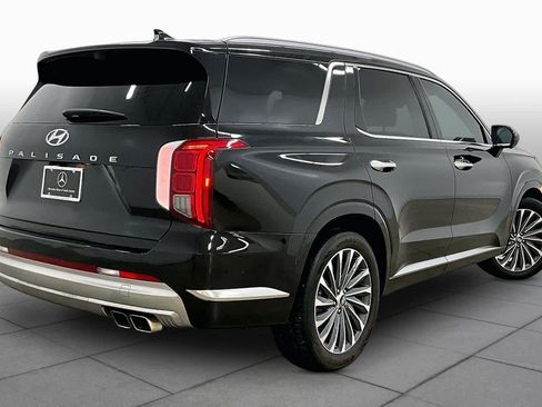 Used 2024 Hyundai Palisade Calligraphy FWD image 13