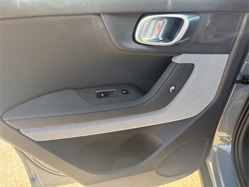 Used 2022 Polestar Polestar 2 w/ Pilot Package image 33