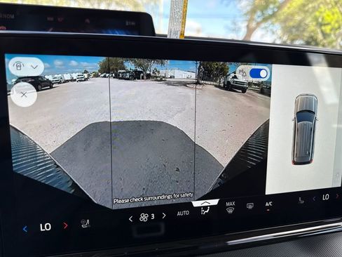 New 2025 Ford Expedition Max Active image 29