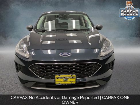 Certified 2022 Ford Escape SE AWD/4WD image 2