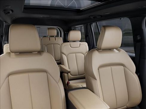 New 2025 Jeep Grand Cherokee L Limited w/ Luxury Tech Group II image 26