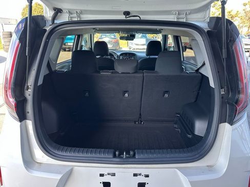 Used 2024 Kia Soul LX w/ Option Group 015 image 27