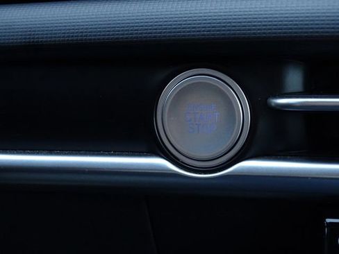 Used 2025 Hyundai Santa Cruz SE image 32