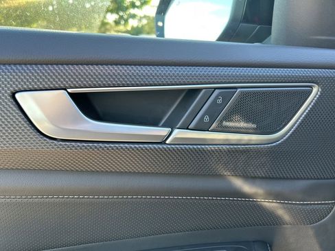 New 2026 Volkswagen Atlas Cross Sport SEL Premium R-Line image 18