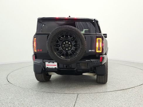 Used 2024 GMC Hummer EV 2X w/ LPO, Sport Package AWD/4WD image 6