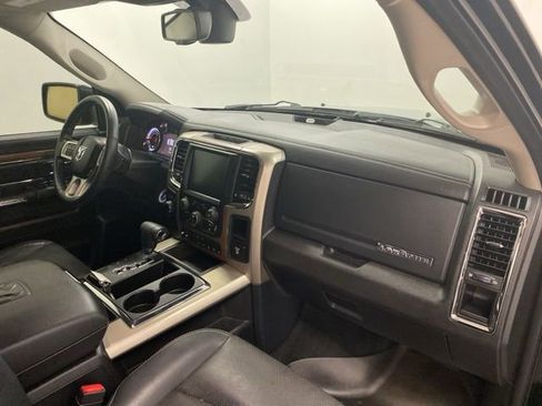 Used 2013 RAM 1500 Laramie w/ Convenience Group image 25