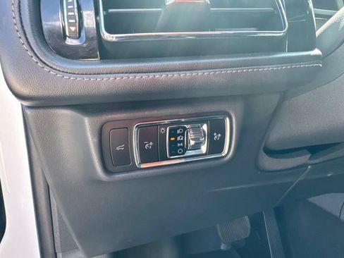 Used 2025 Lincoln Aviator Reserve w/ Luxury Package AWD/4WD image 13