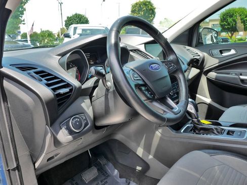 Used 2019 Ford Escape SE FWD image 22