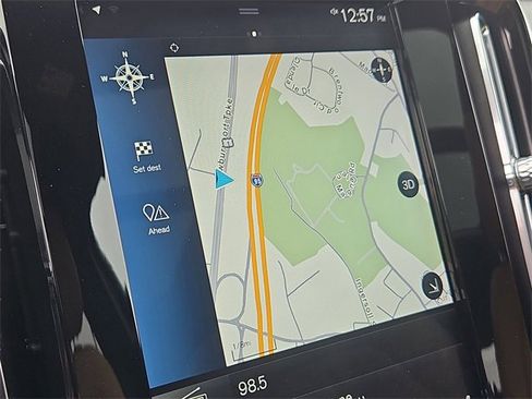 Used 2020 Volvo XC40 T5 Momentum w/ Protection Package Premier image 17