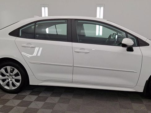 Certified 2023 Toyota Corolla LE image 5