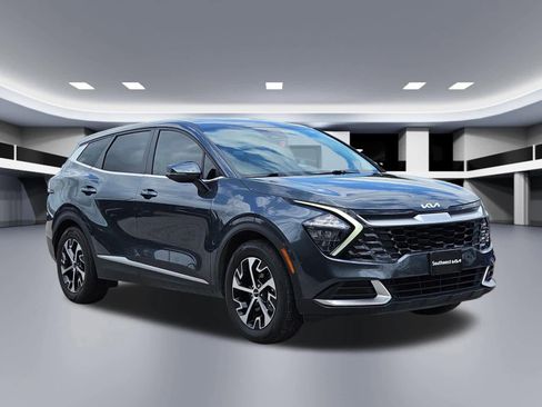 Used 2023 Kia Sportage EX FWD image 7