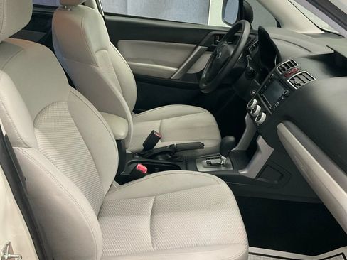 Used 2016 Subaru Forester 2.5i w/ Alloy Wheel Package AWD/4WD image 12