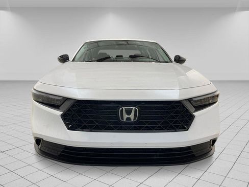 New 2025 Honda Accord SE image 9