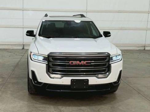 Used 2022 GMC Acadia AT4 w/ Technology Package image 3