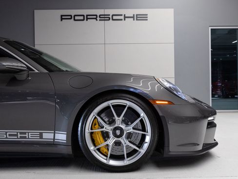 Certified 2022 Porsche 911 GT3 RWD image 11