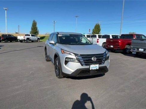 Used 2024 Nissan Rogue SV image 47