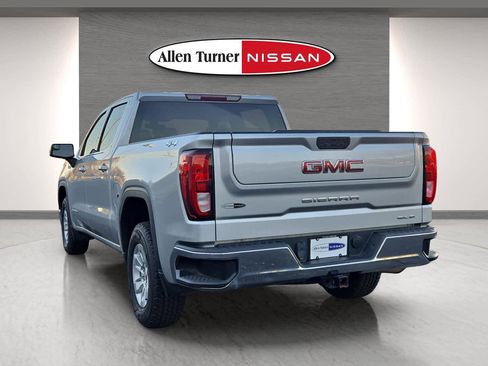 Used 2021 GMC Sierra 1500 SLE image 9