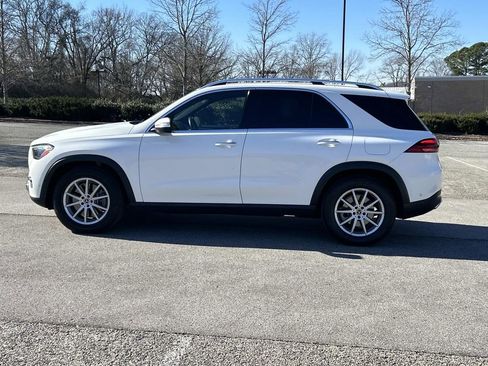 Used 2024 Mercedes-Benz GLE 450e 4MATIC image 4
