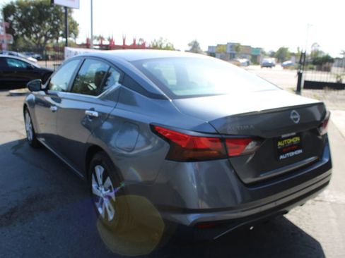 Used 2023 Nissan Altima 2.5 S FWD image 35
