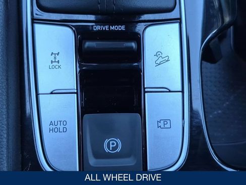 Used 2023 Hyundai Santa Cruz SEL Premium AWD/4WD image 28