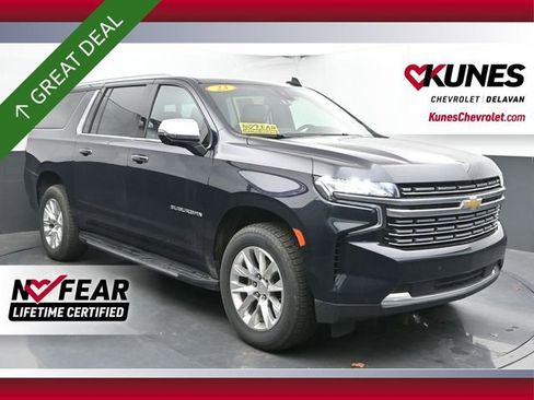 Used 2023 Chevrolet Suburban Premier image 1