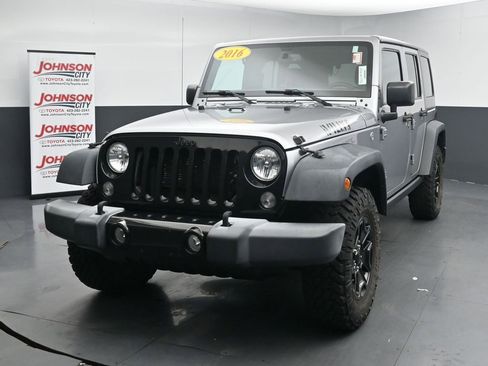 Used 2016 Jeep Wrangler Unlimited Sport AWD/4WD image 4