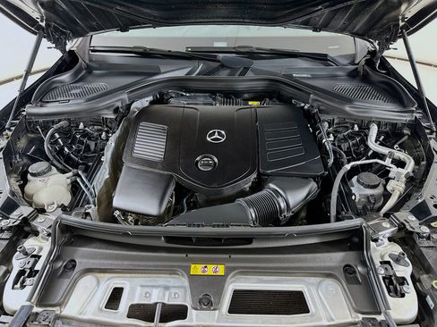 Certified 2023 Mercedes-Benz GLC 300 4MATIC image 33