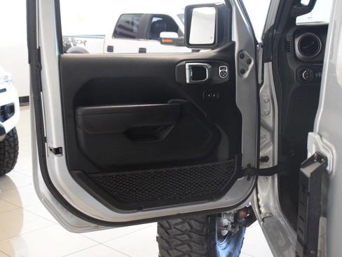 Used 2022 Jeep Gladiator Sport AWD/4WD image 52