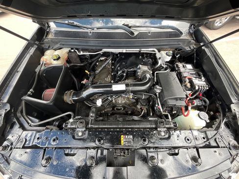 Used 2019 Chevrolet Colorado Z71 AWD/4WD image 21