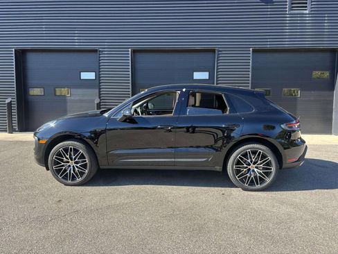 New 2026 Porsche Macan image 7
