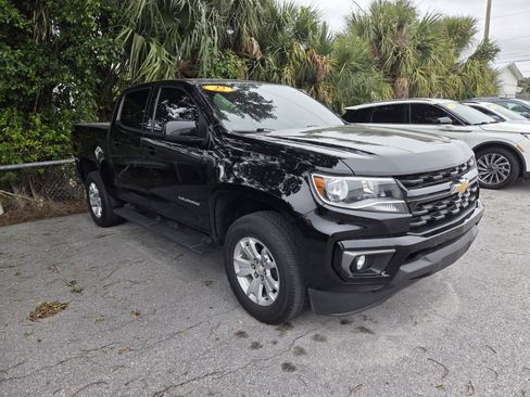 Used 2022 Chevrolet Colorado LT w/ LT Convenience Package image 3